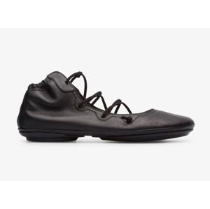 balerínky Camper Right Black (K400194-011) Velikost boty (EU): 39, Vnitřní délka boty: 254, Vnitřní šířka boty: 94